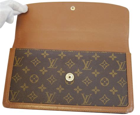 clutch louis vuitton nam|Louis Vuitton clutch vintage.